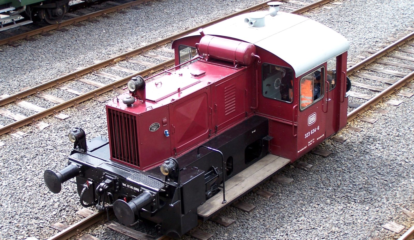 323 634 der Historischen Eisenbahn Frankfurt im Juni 2011 in Königstein im Taunus