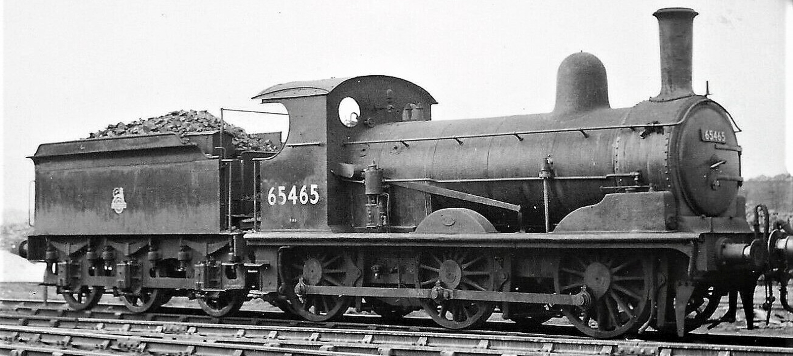 LNER No. 5365 in April 1947 with a freight train at Stratford station
