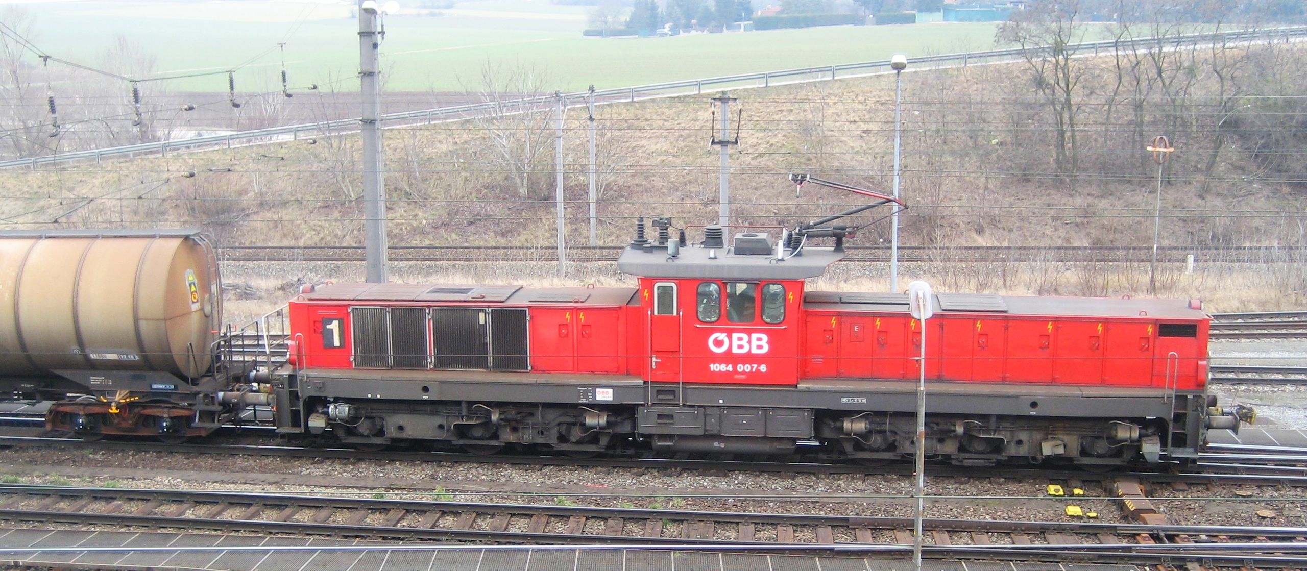 1064 007 in February 2015 at Vienna-Kledering