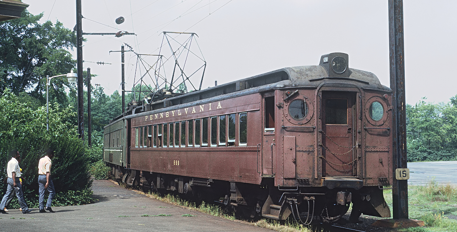 PRR MP54-698 in August 1971 on the Princeton Branch